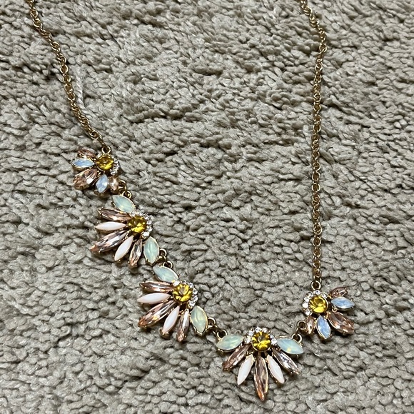 Maurices Jewelry - Flower necklace